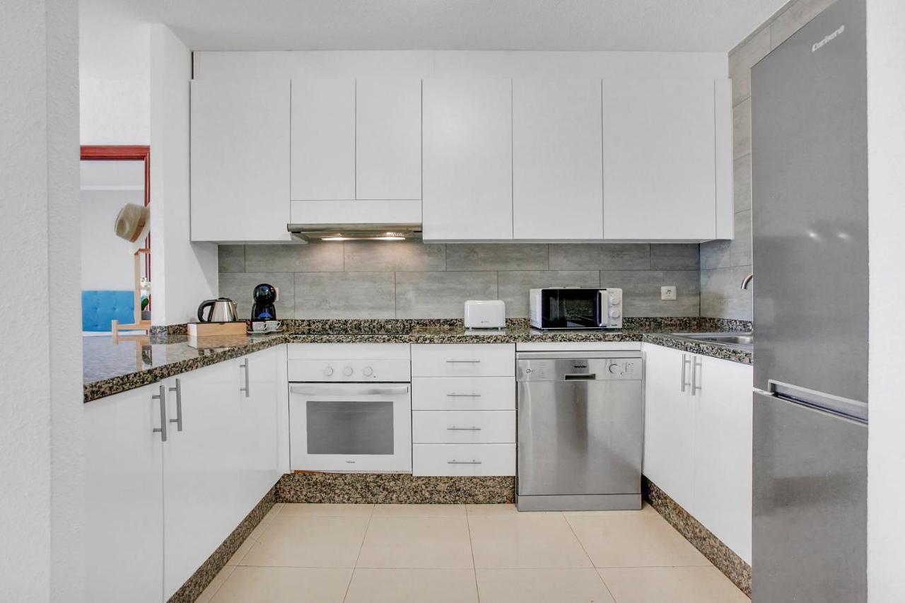 Ferienwohnung Wonderful View, Huge Terrace Solarium, Private Parking Costa Adeje  Exterior foto